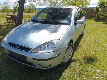 Ford Focus 1.6 100