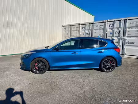 Ford Focus ST 2.3 EcoBoost 280