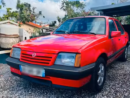 Opel Ascona 