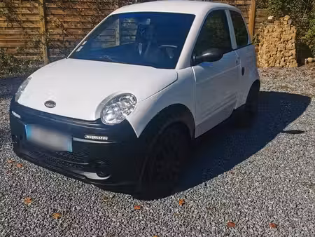 Microcar MGO 