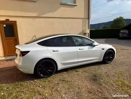 Tesla Model 3 Standard Plus 325