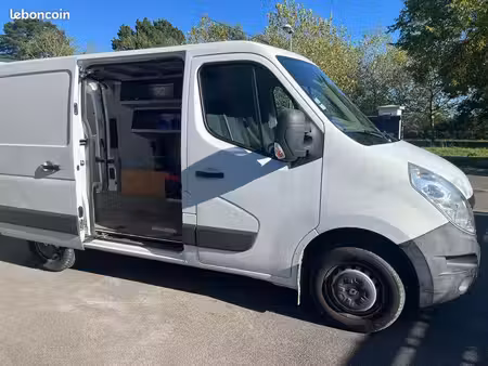 Renault Master 2.3 dCi 110