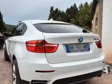 BMW X6 50i V8 4.4 407 xDrive