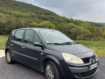 Renault Scénic 1.9 dCi 130
