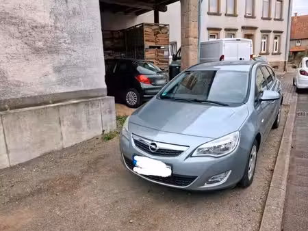 Opel Astra 1.4 140