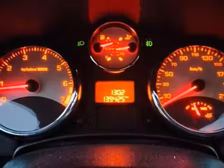 Peugeot 207 CC 1.6 VTi 120