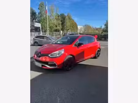 Renault Clio RS 1.6 T 200