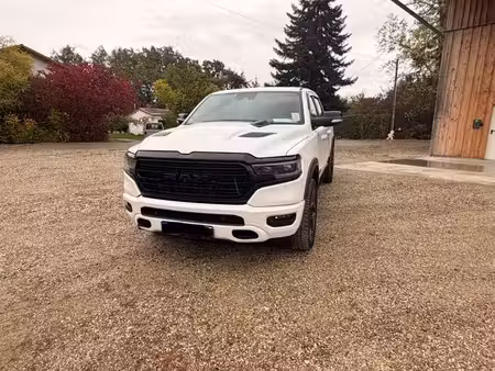 Dodge RAM 1500 V8 5.7