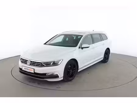 Volkswagen Passat 2.0 TSI 220