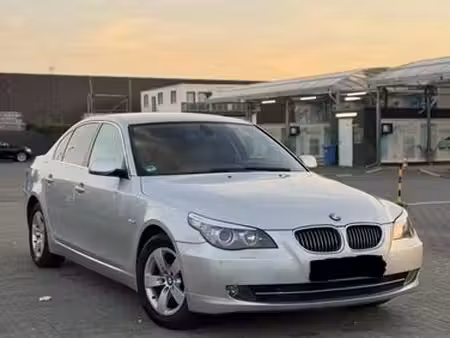 BMW Série 5 525i 3.0 218