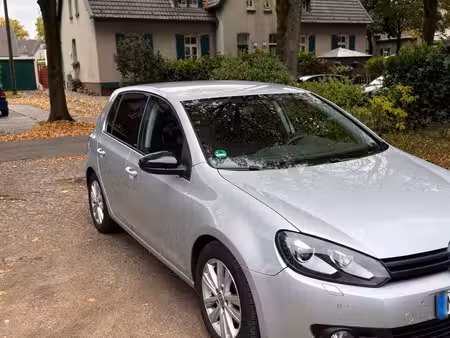 Volkswagen Golf 2.0 TDI 140