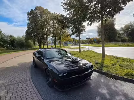 Dodge Challenger RT V8 5.7