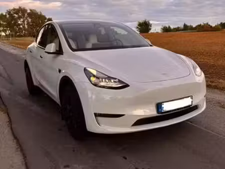 Tesla Model Y Grande Autonomie 4x4
