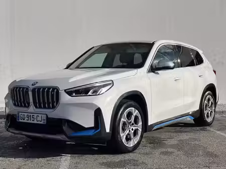 BMW iX1 