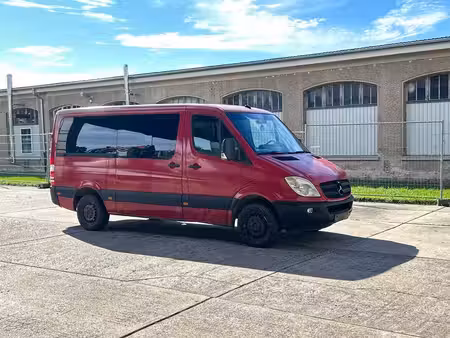 Mercedes-Benz Sprinter 150