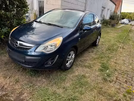 Opel Corsa 1.2 75