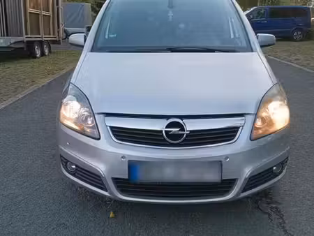 Opel Zafira 2.2 150 Cosmo