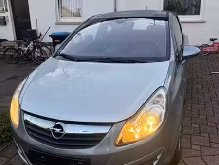 Opel Corsa 1.2 80