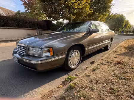 Cadillac Deville 