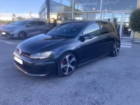 Volkswagen Golf GTI 2.0 Performance