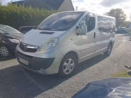 Opel Vivaro 2.5 CDTI 146