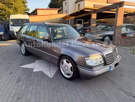Mercedes-Benz Classe E E 220