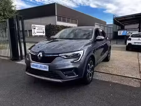 Renault Arkana E-Tech 1.6 145 Intens