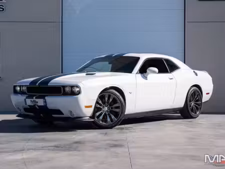 Dodge Challenger SRT8 V8 6.4