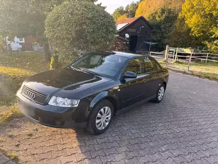 Audi A4 2.0 130