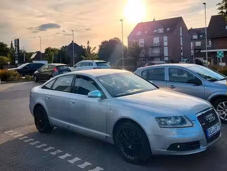 Audi A6 V6 2.4 177