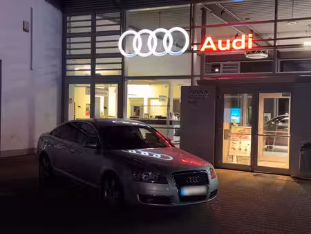 Audi A6 V6 2.4 177
