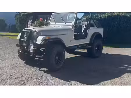 Jeep CJ7 