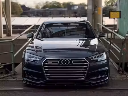 Audi A4 2.0 TDI 190 S line