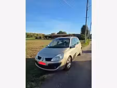 Renault Scénic 1.9 dCi 130 Dynamique
