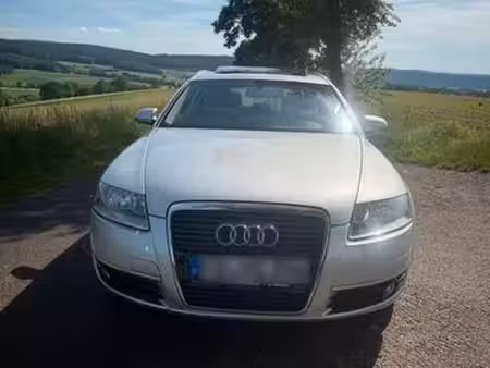 Audi A6 V6 2.4 177