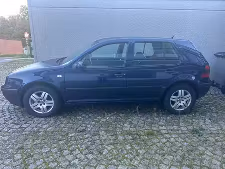 Volkswagen Golf 1.4 75 Base