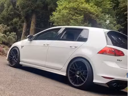 Volkswagen Golf 1.6 TDI 110 R-Line