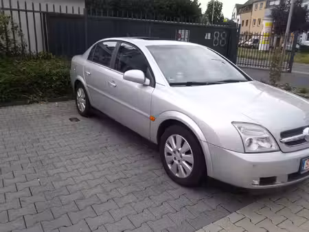 Opel Vectra 2.2 147
