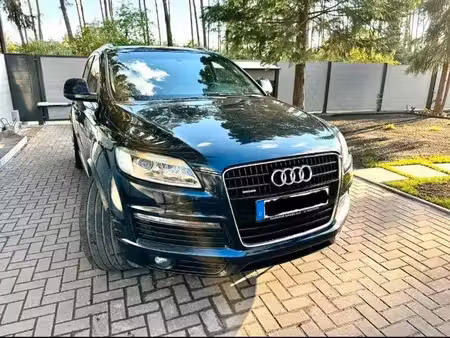 Audi Q7 V8 4.2 FSI 350 quattro