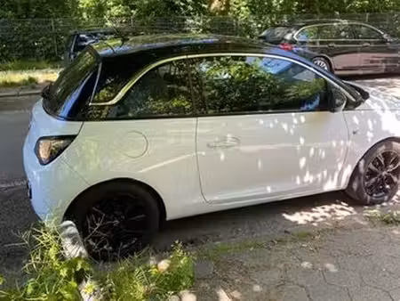 Opel Adam 1.2 70 Jam
