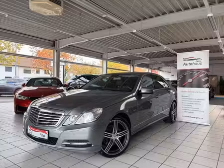 Mercedes-Benz Classe E E 350 V6 3.0 CDI 265 Elegance 4Matic