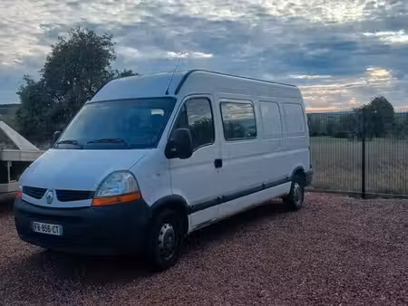 Renault Master 2.5 dCi 120