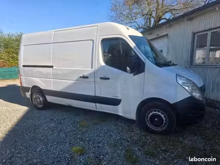 Renault Master 2.3 dCi 125