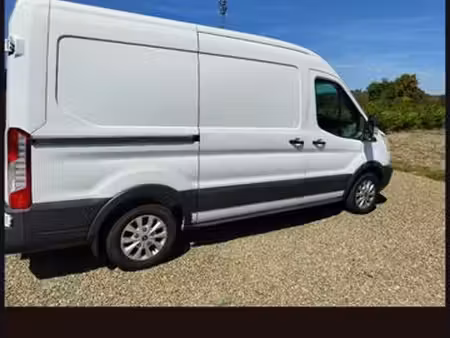 Ford Transit 2.2 TDCi 125