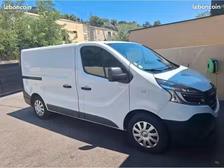 Renault Trafic dCi 120