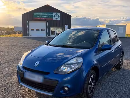 Renault Clio 1.2 75