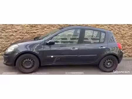 Renault Clio 1.6 110