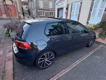 Volkswagen Golf 1.6 TDI 105