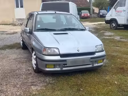 Renault Clio 16S