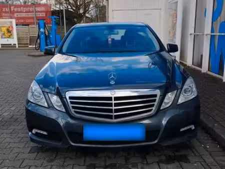Mercedes-Benz Classe E E 200 Avantgarde